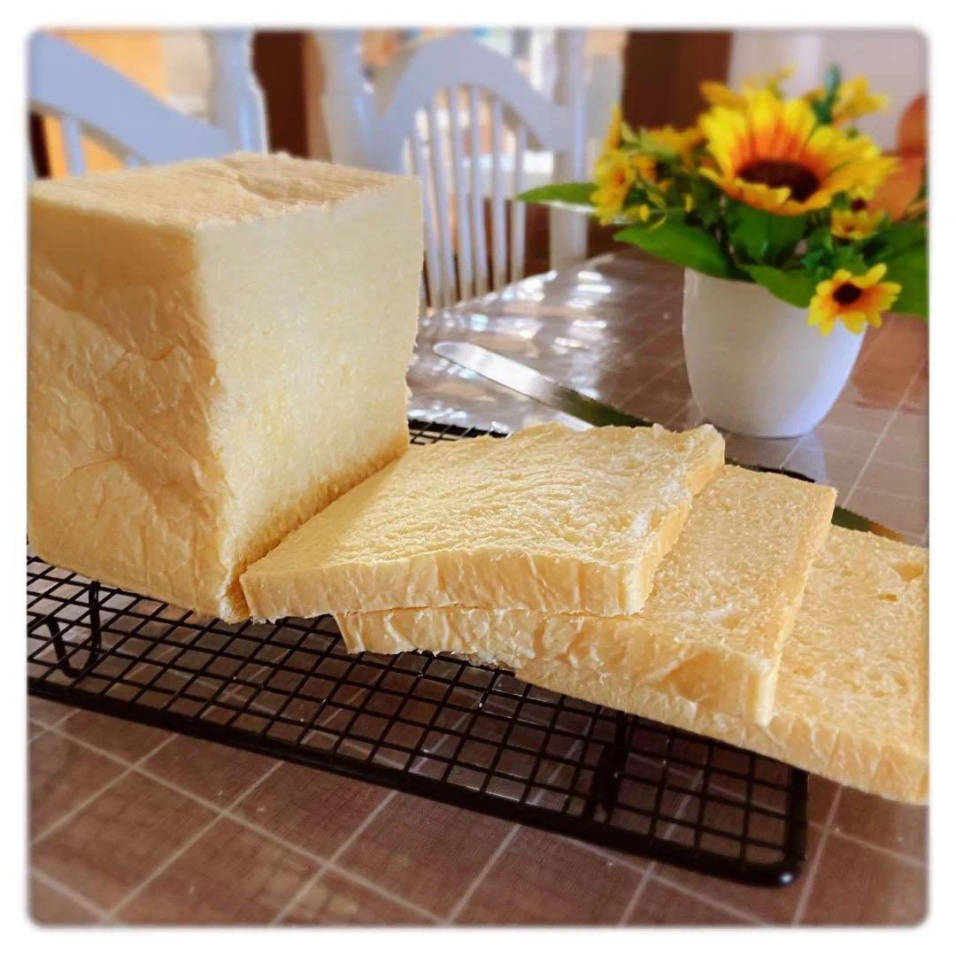 一块白吐司最时髦的做法,是这道“伐正宗”的小西点