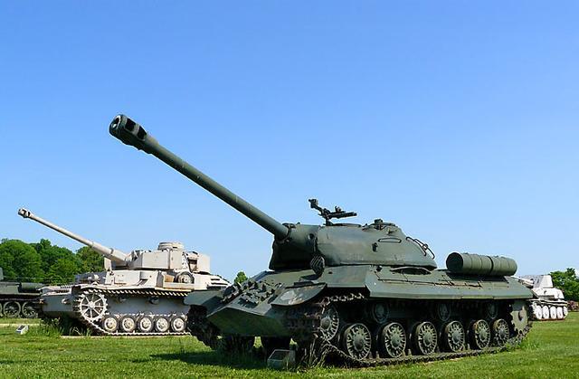 苏联坦克is-4对战虎式坦克,二战is4重型坦克的表现