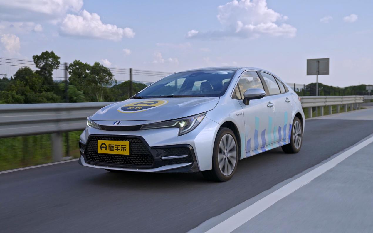 丰田双擎混动开不坏,2022丰田雷凌双擎1.8he-cvt进取版