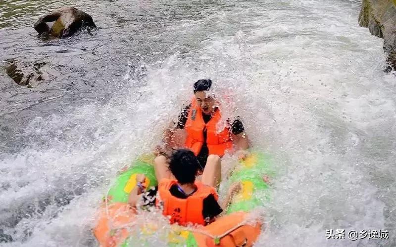 安吉天目山漂流和龙王山哪个好玩,安吉深溪峡谷漂流和将军峡谷漂流