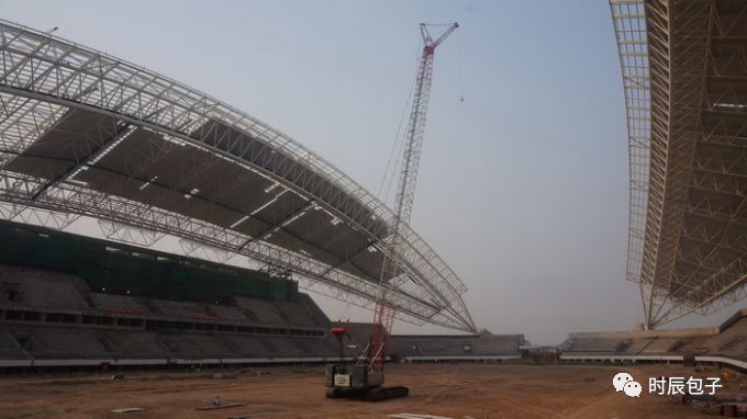 闀垮畨绔炴妧娓崡涓诲満,闄曡タ闀垮畨绔炴妧娓崡浣撹偛涓績