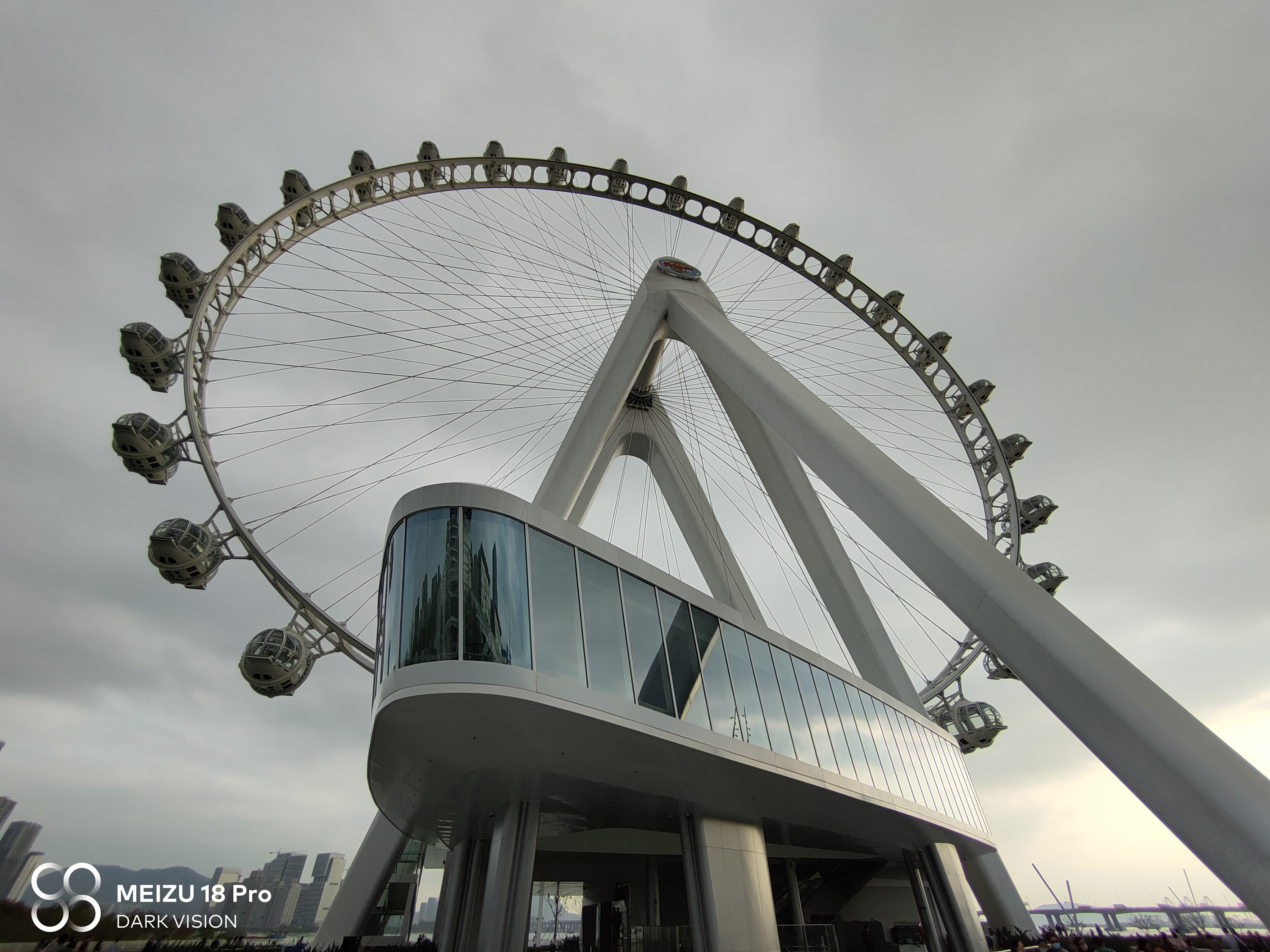 魅族18整个系列哪款最好看,魅族18系列旗舰火爆的秘密