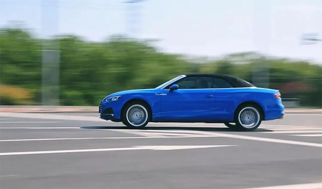 试驾新一代奥迪a5sportback,奥迪a5cabriolet驾驶体验