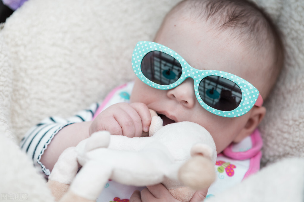 孩子后脑勺没了,孩子后脑勺没有头发的发型