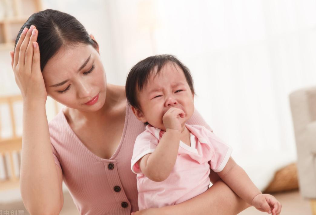 孩子突然不和妈妈亲了,孩子会不会有一个阶段不跟妈妈亲