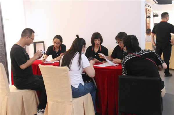 耀出·新境界！万嘉集团新品发布会，以远见启新篇