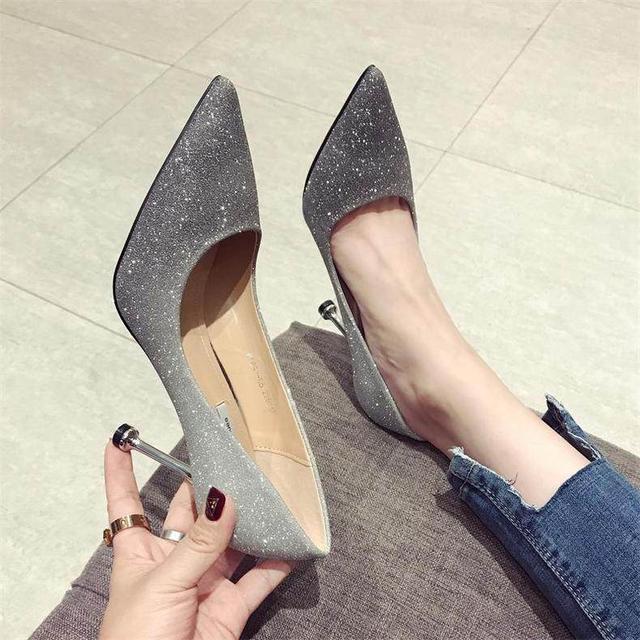 穿高跟鞋的小技巧视频教程,夏天穿高跟鞋脚累脚痛怎样解决