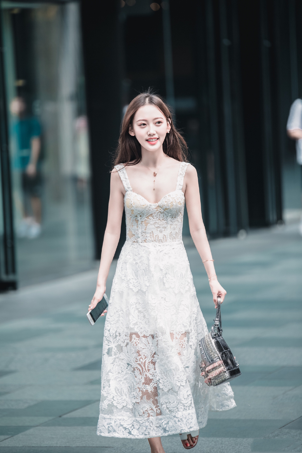 身体乳到底有没有用,身体乳有必要美白吗