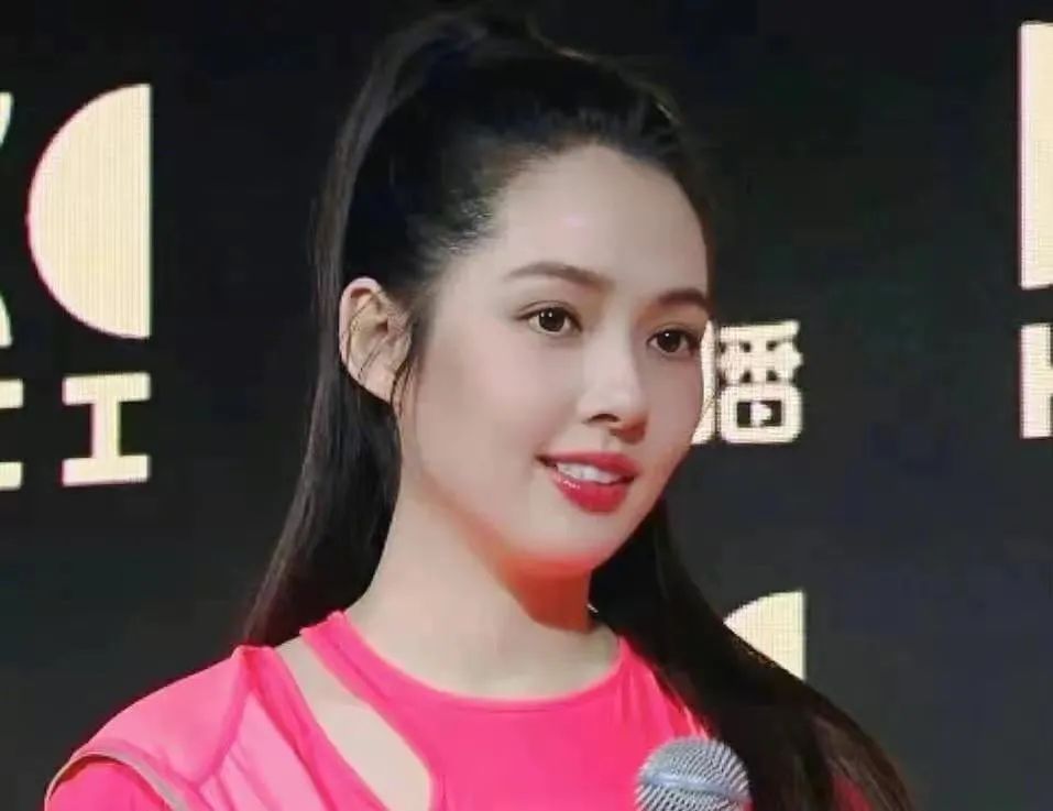 郭碧婷年轻的时候的颜值,郭碧婷生完小孩老了许多吗