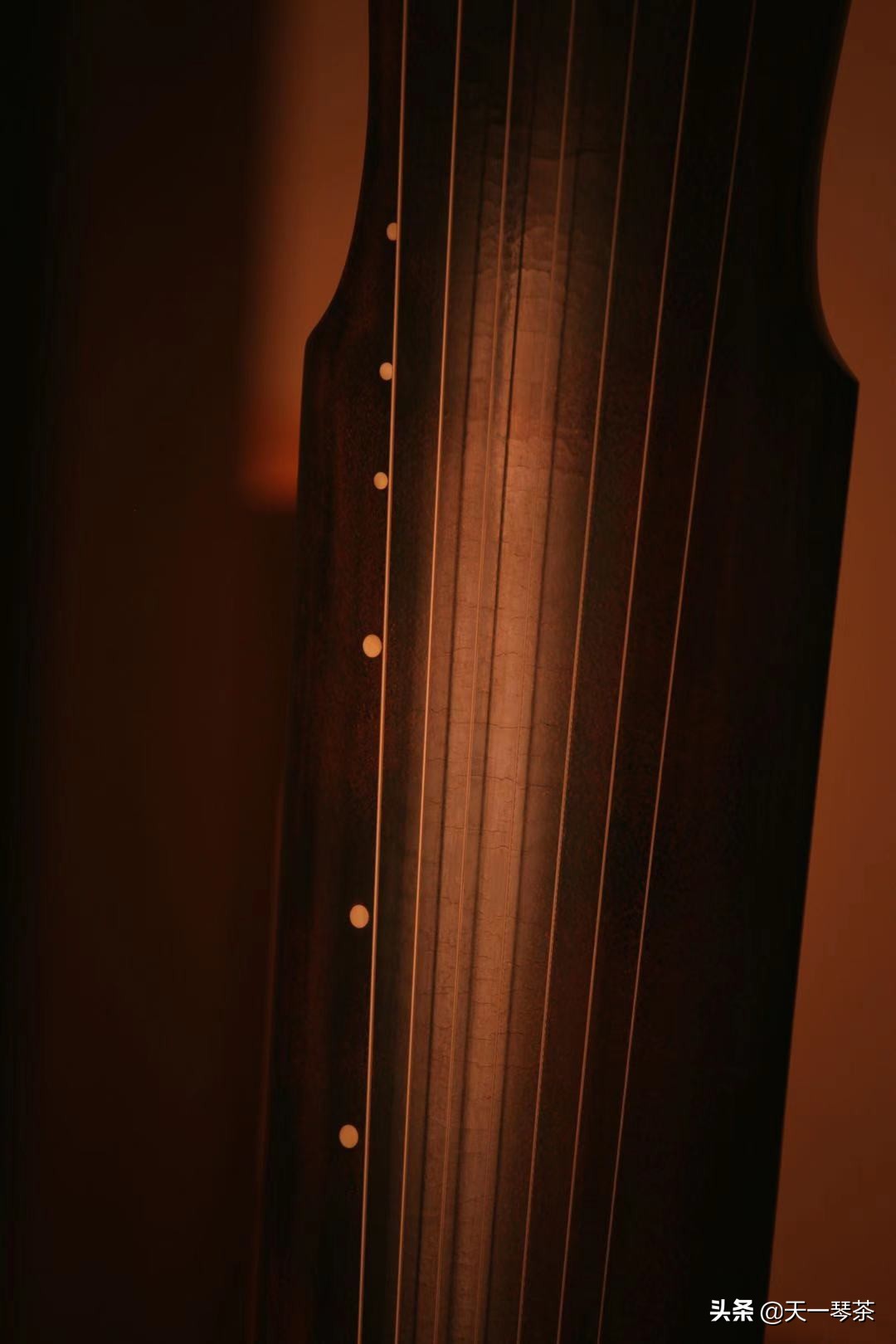 继疏影之后，本年度最后一张传世断纹琴