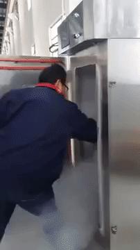 强寒潮持续到三月,强冻过后的蛇还能吃吗