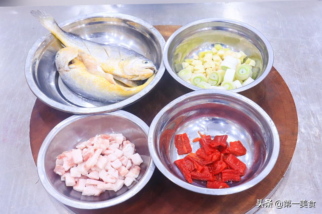 做鱼去腥的方法放酒还是醋,给鱼去腥技巧