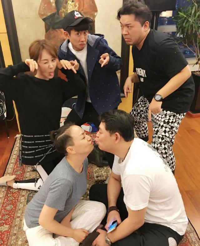 张一山被宋丹丹问你家很富吗,杨紫尤浩然张一山去宋丹丹家