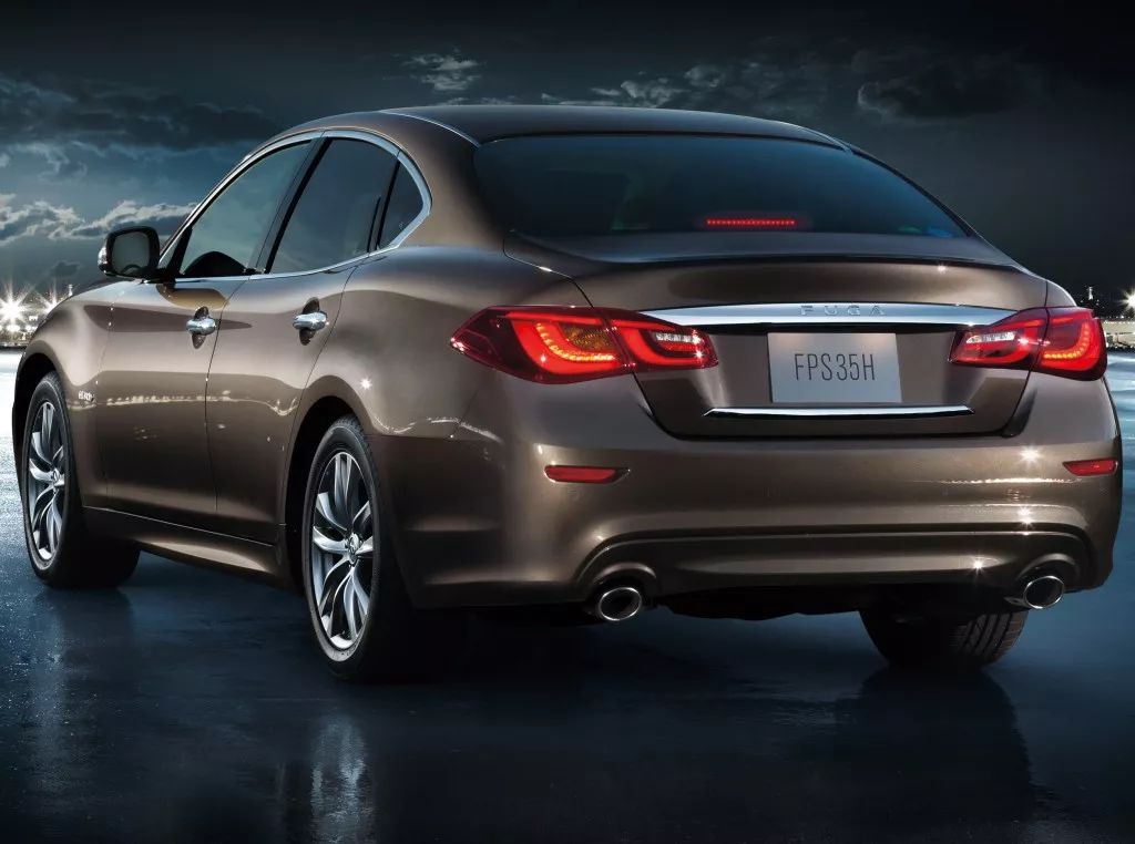 日产公爵老款车型,日产丰田皇冠