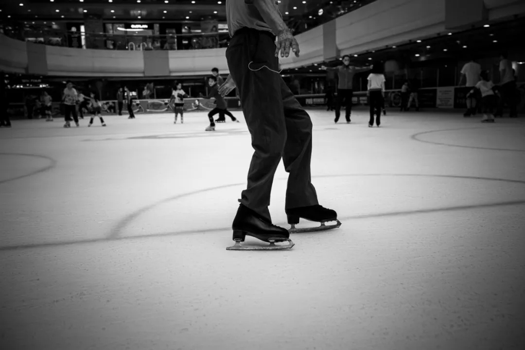 冰场上的劳伦斯先生视频,冰上劳伦斯先生抖音