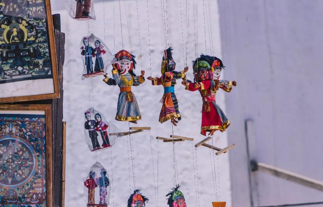 这个微笑国度,见人就夸漂亮,300元就能在天空滑翔