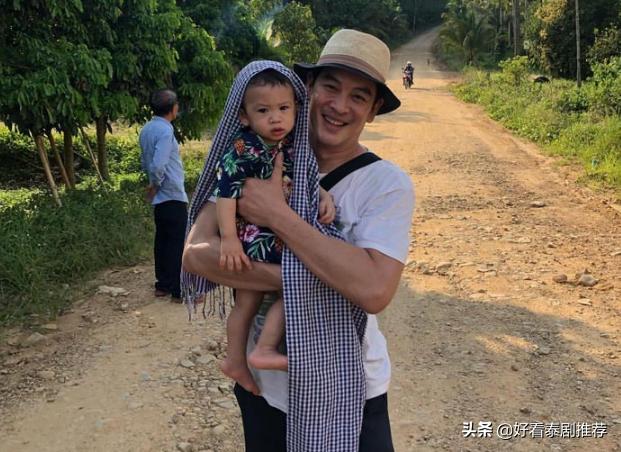 当年的泰剧男神,如今成了晒娃奶爸,幸福的可以!