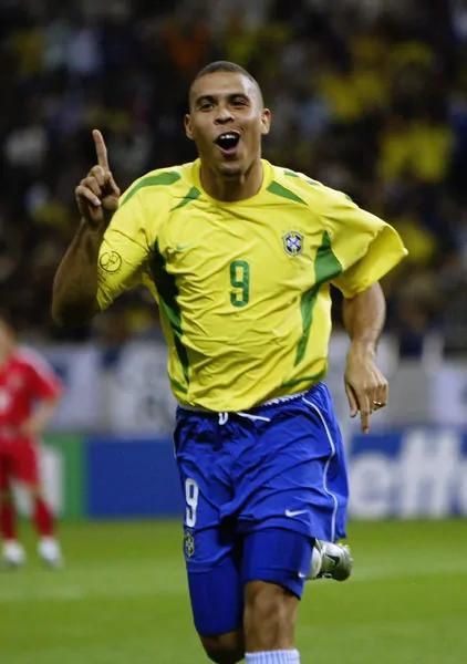 荷兰足坛历史十大巨星,足坛巅峰top10