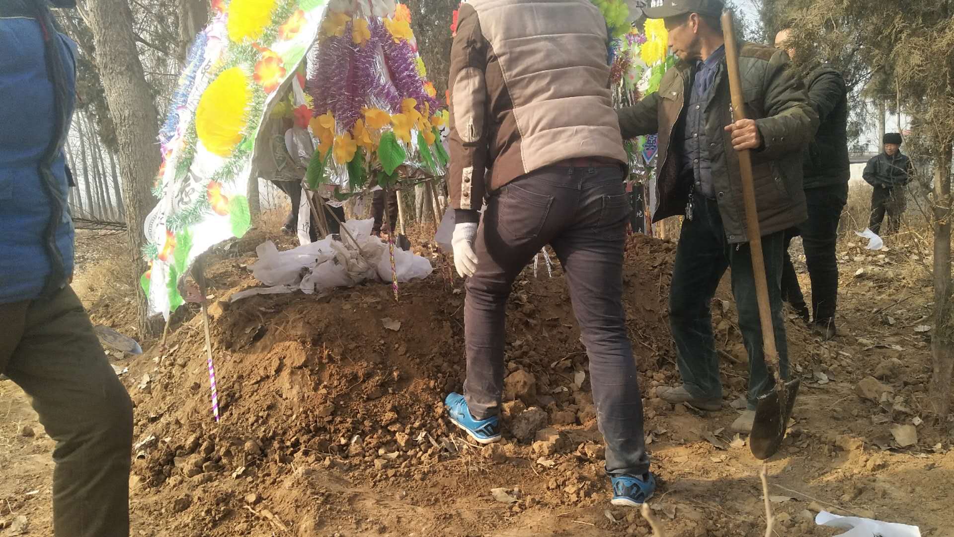 去世的长辈怎么称呼大全,已经去世的长辈怎么称呼