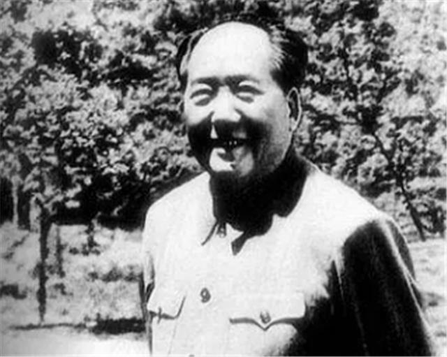 揭秘：一块陪伴毛*东泽**31年的欧米茄手表