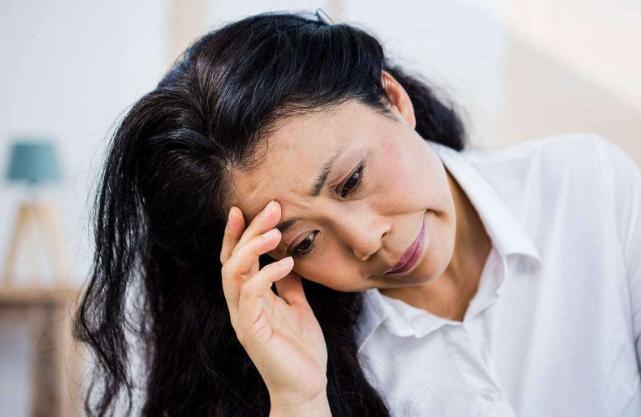 每次月经快结束了会有什么表现,女性月经刚结束的4件事