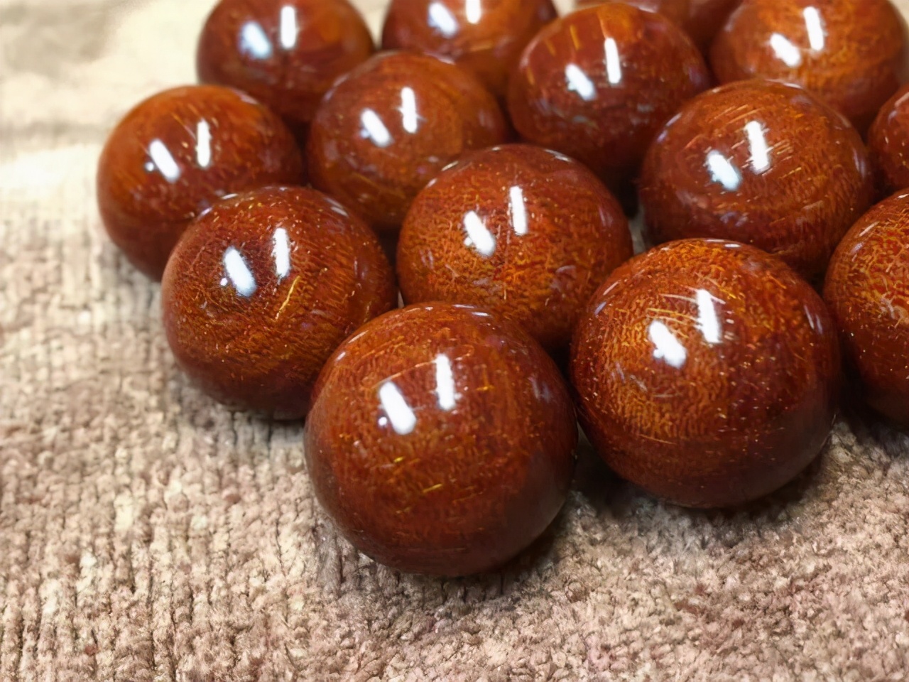 文玩盘玩效果最好的方法,各种文玩盘玩方法大全