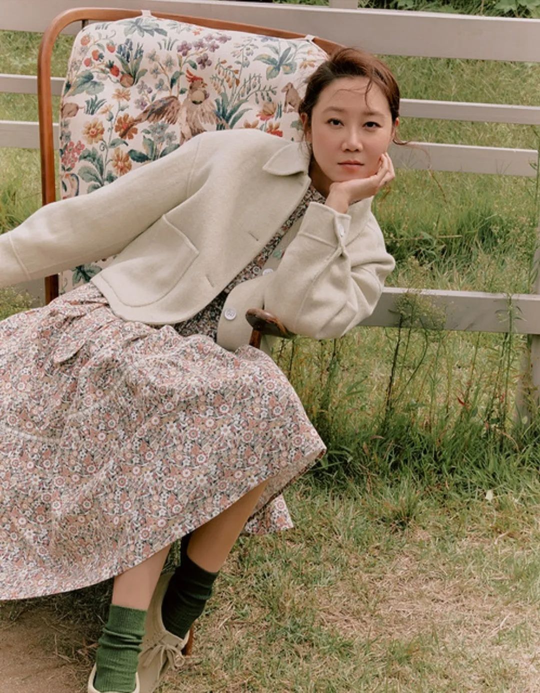 小五官扁平脸适合什么风格,塌鼻扁平脸