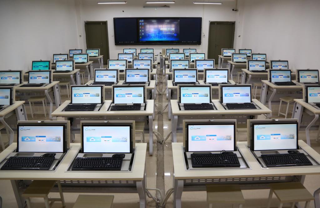 最新邯郸职业学院,逛邯郸职业技术学院