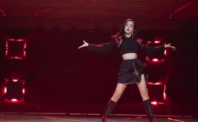 冰雪薇甜现状图片,冰雪薇甜现在有钱吗