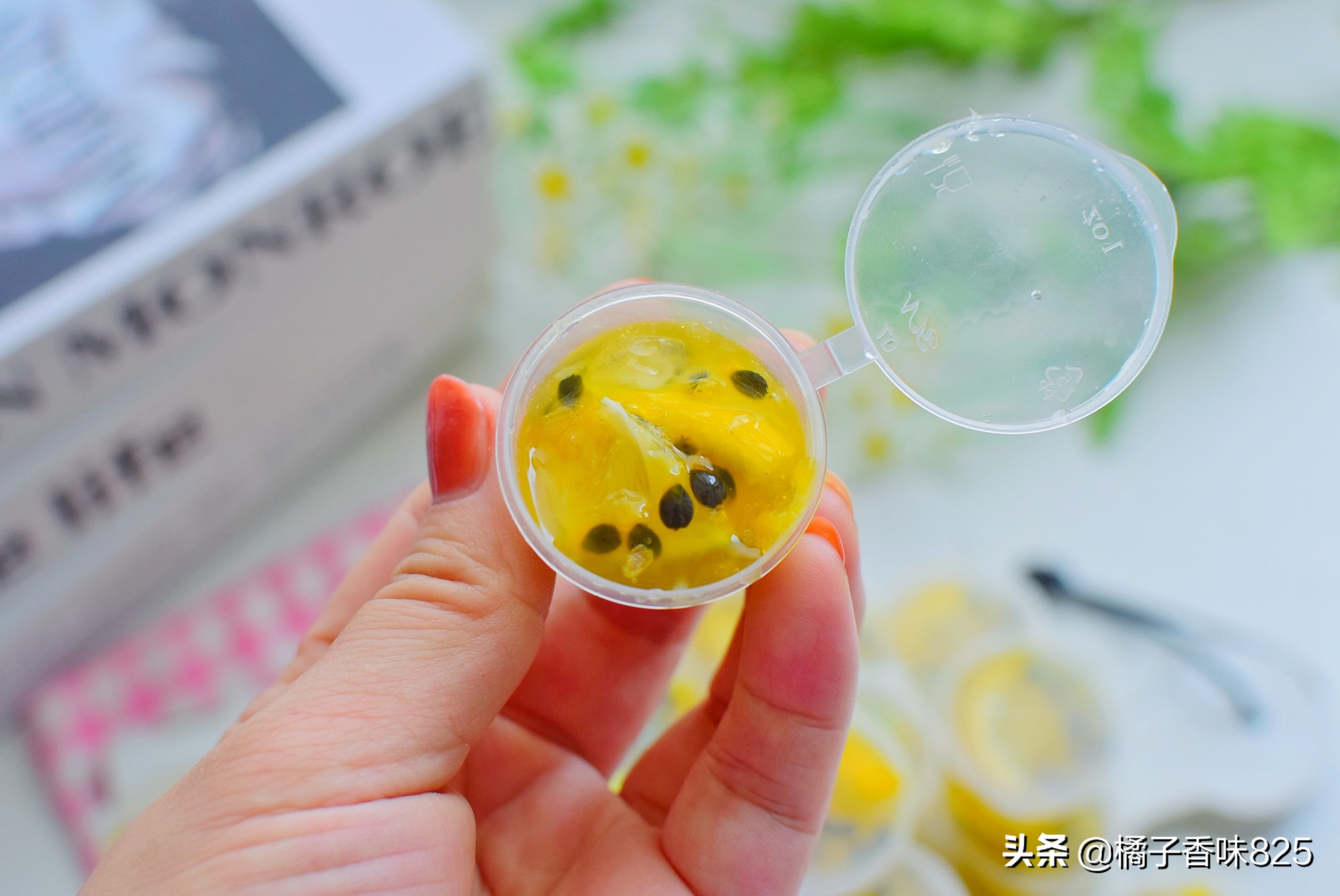 在家自制蜂蜜柠檬水的正确做法,夏日必备柠檬蜂蜜水做法