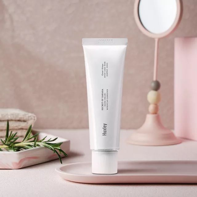 日薪过万的轻松工作,手模工作怎么自己做