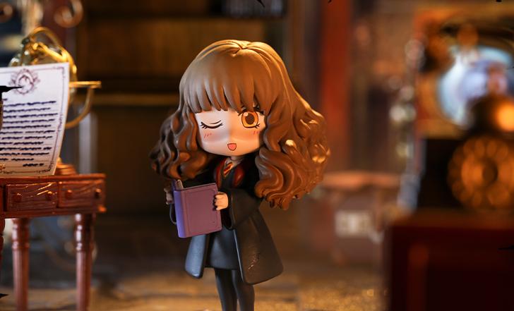 玩具盲盒成本很低,通过盲盒玩具你也可以月入过万