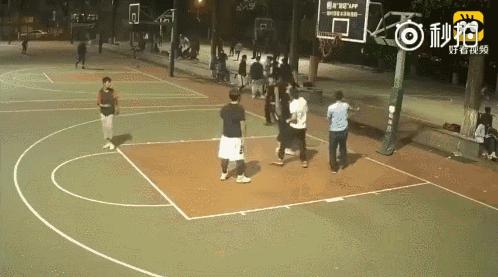 怎么样能练好白巧克力那样的传球,白巧克力巅峰传球