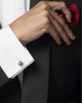 如何穿西装不像卖保险的,西装怎么穿才不像卖保险的