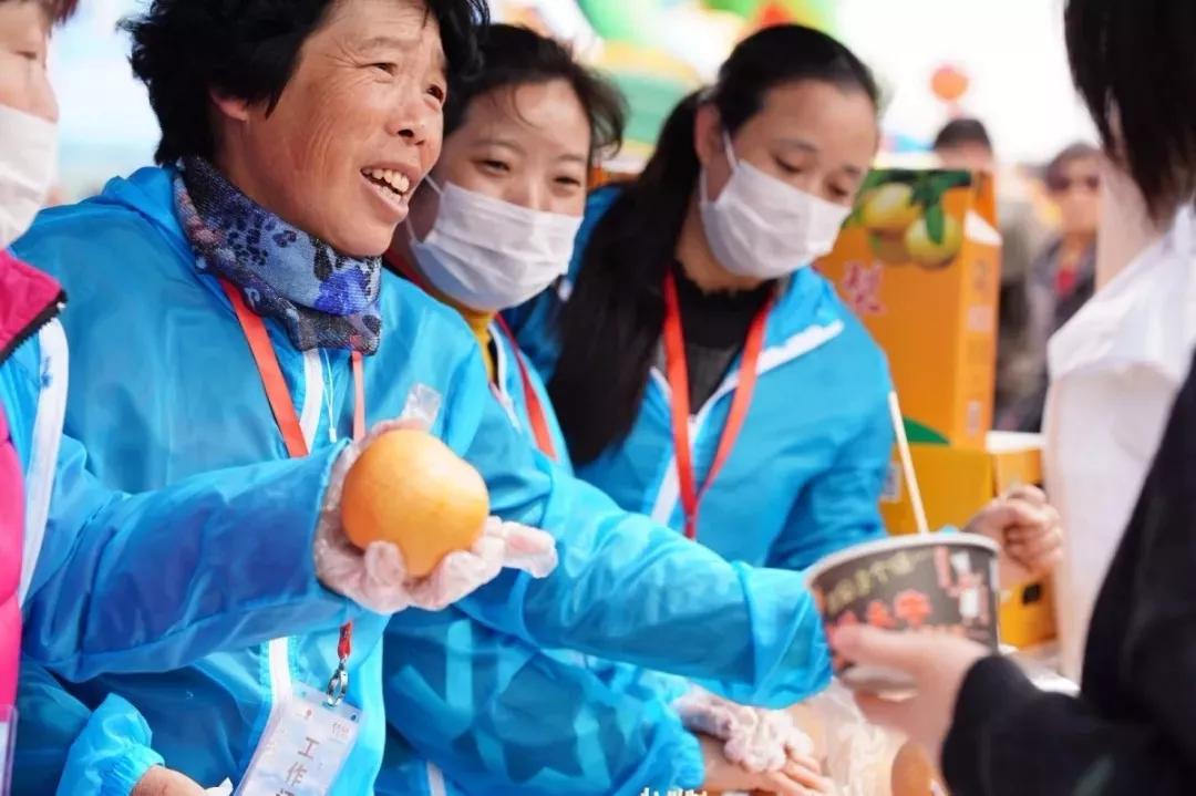 【不忘初心、牢记使命】武清区石各庄镇拓宽销售渠道，让百姓致富路越走越宽