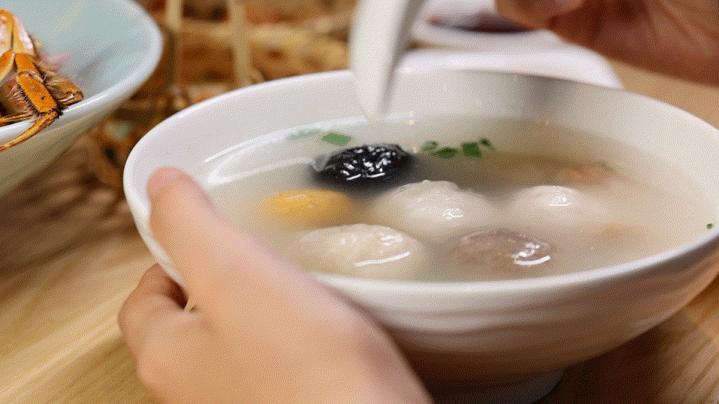 从路边摊到门店,从路边摊到餐厅