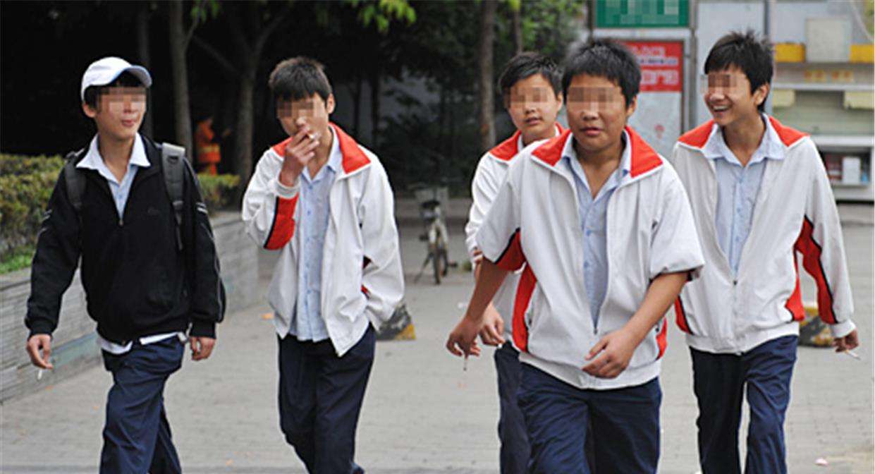 为啥不建议住校,为什么不建议初中就寄宿