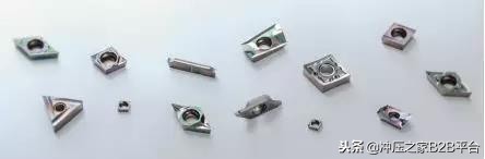 宝马奔驰为什么发动机用塑料,奔驰宝马为什么用轻混系统