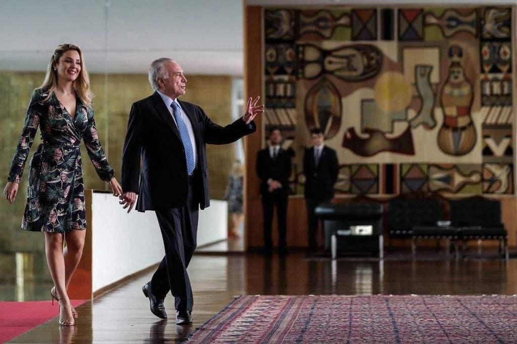 布丽吉特巴西总统,布丽吉特42岁