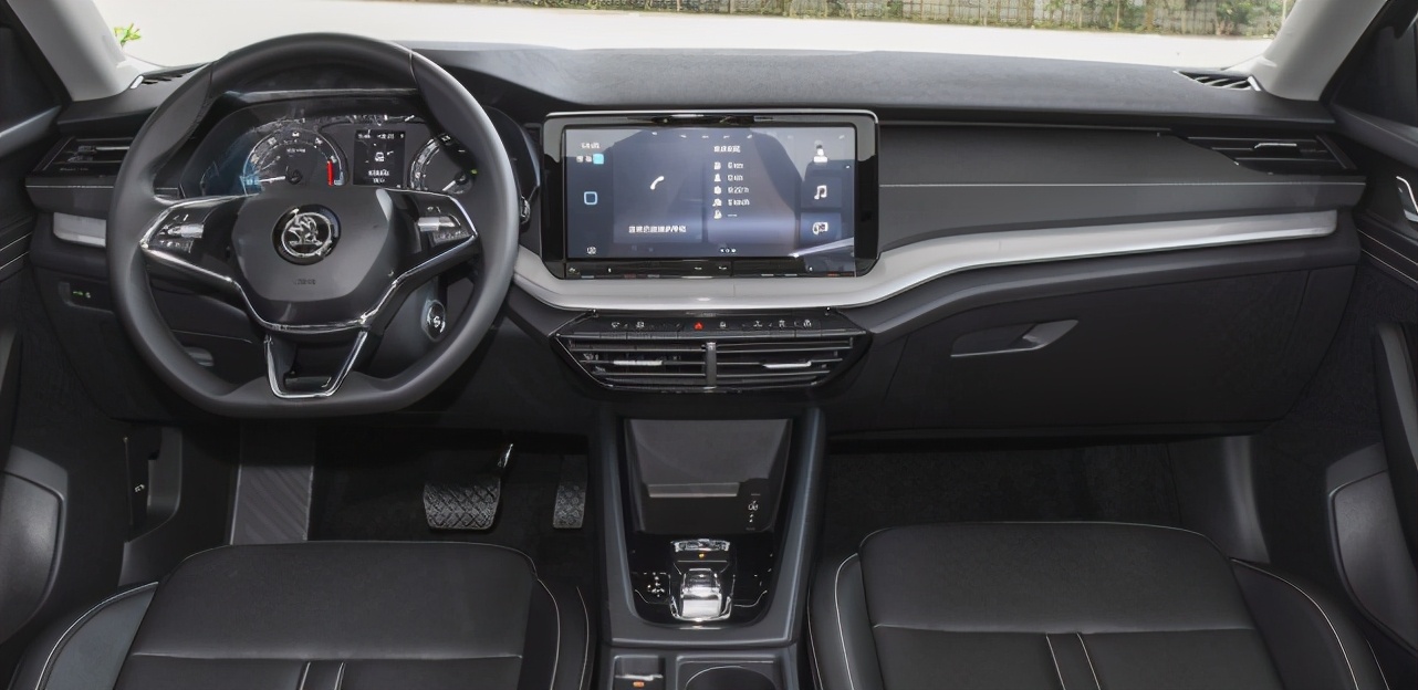 斯柯达明锐13款1.6手动1万左右,17年斯柯达明锐1.6高速驾驶感受