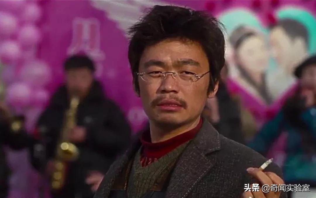 洗澡后背自己洗不掉怎么办,洗澡后背搓不到泥怎么回事