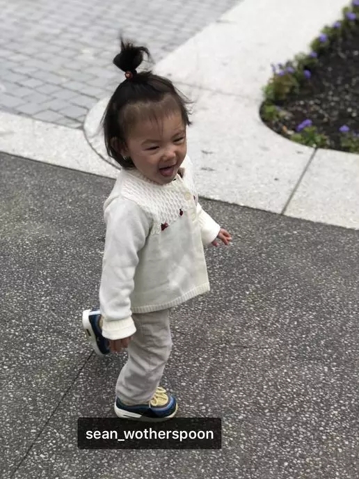 王诗龄戴的珠宝,王诗龄戴卡地亚手镯多少钱