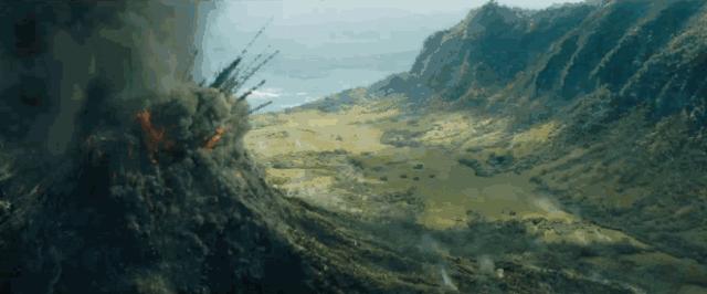 寻找侏罗纪世界中的火山岛，和“驯龙高手”一起拯救史前小短手！