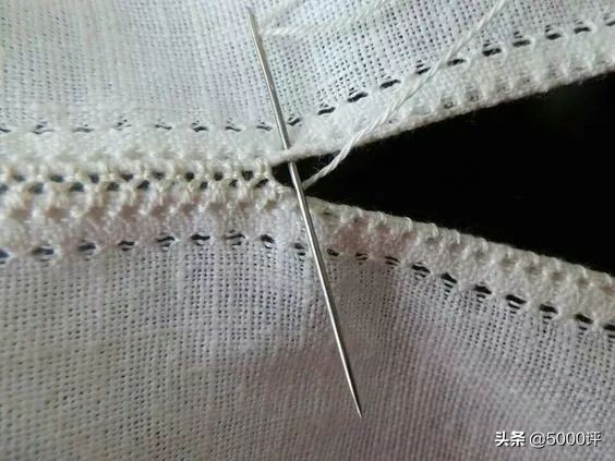 十字绣绣好要怎么弄,十字绣正确绣法为什么要留一格呢