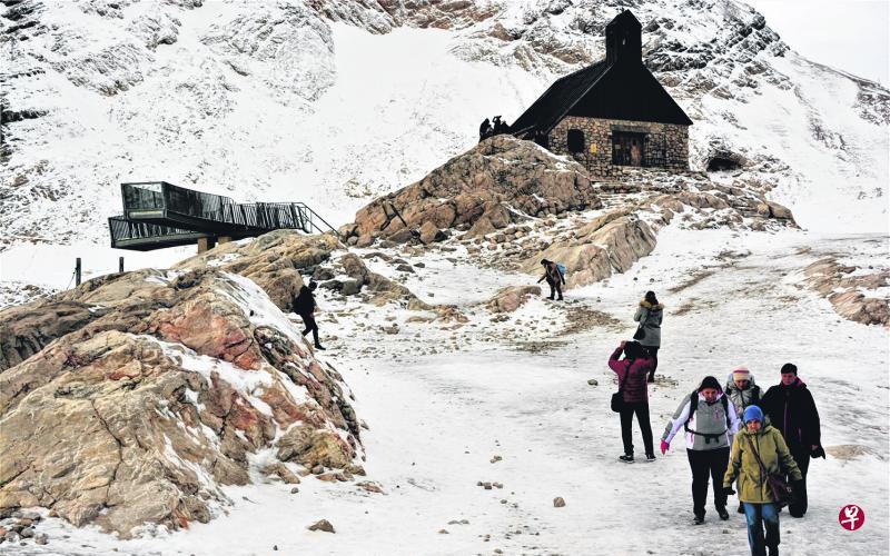 德国最高峰是哪个山,阿尔卑斯山楚格峰在哪里