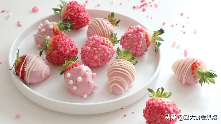 手工巧克力情人节礼物教程,巧克力糖葫芦草莓情人节