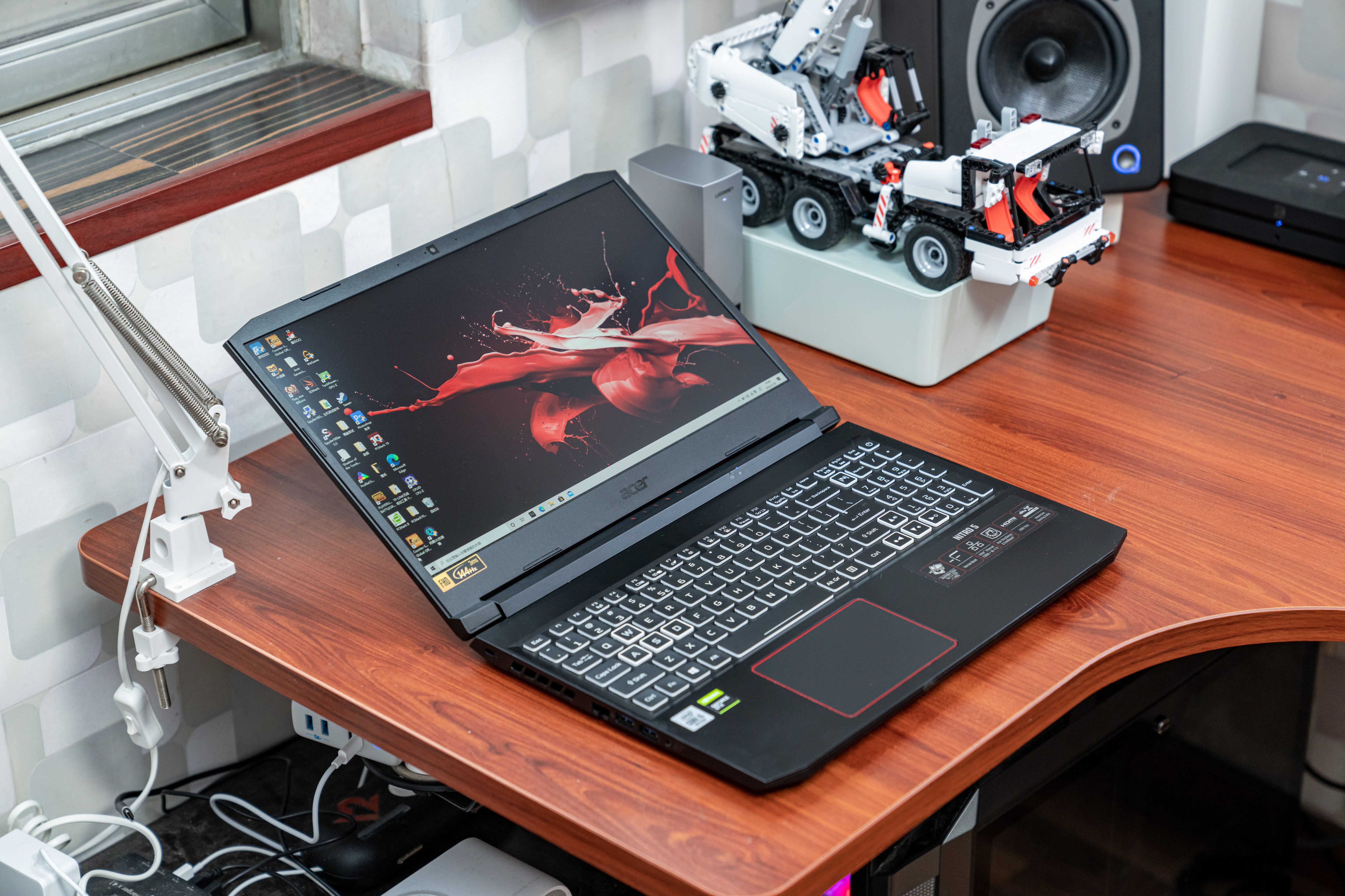 宏碁暗影骑士擎低配版测评,宏碁暗影骑士擎暴力测评