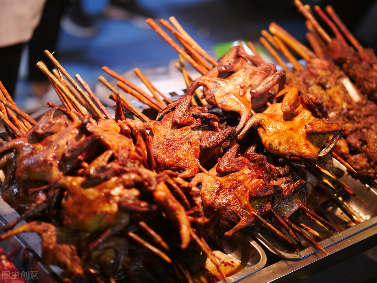 新疆北疆和南疆哪里好找工作,新疆北疆和南疆哪个工资高