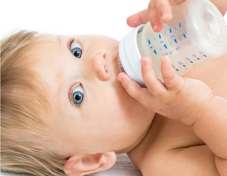 家长们注意了婴幼儿奶粉,婴儿奶粉哪些被曝光了