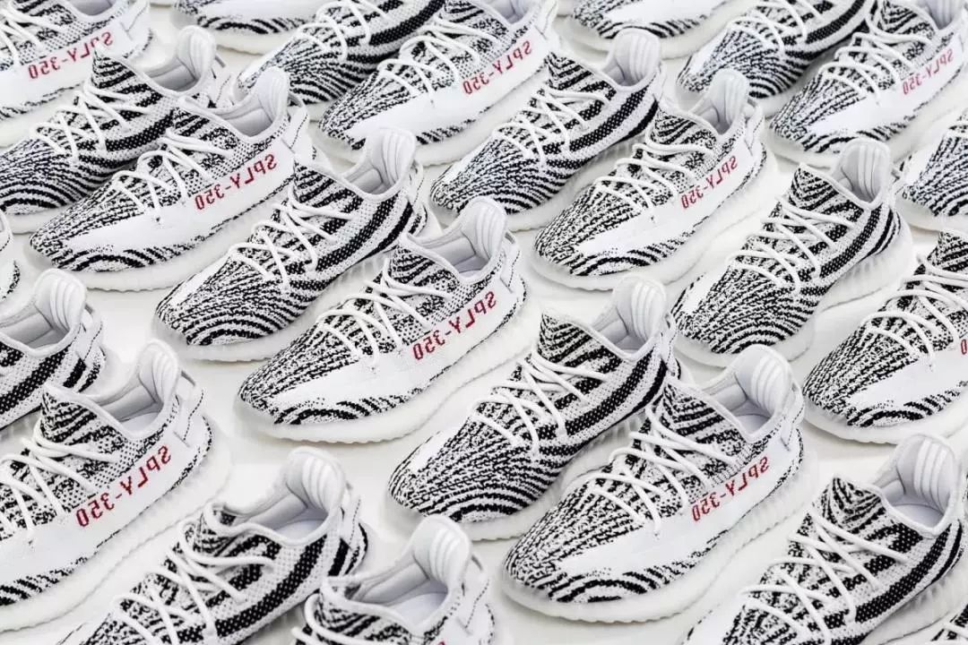 yeezy500黑武士,yeezy350斑马在外国卖多少钱